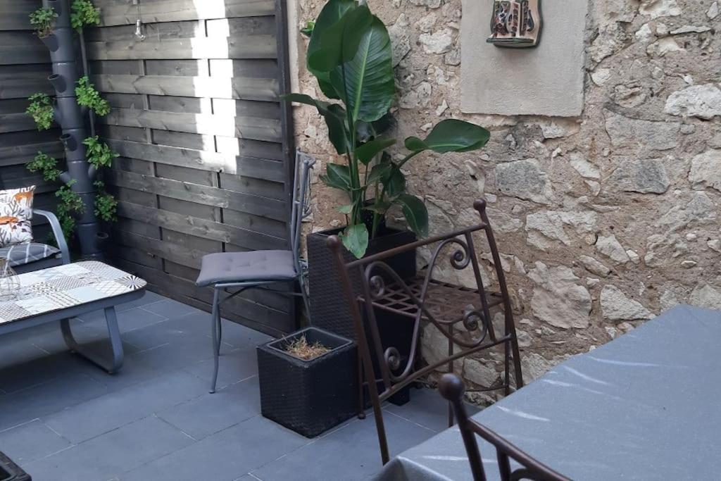 Maison Cuxac-dʼAude Esterno foto